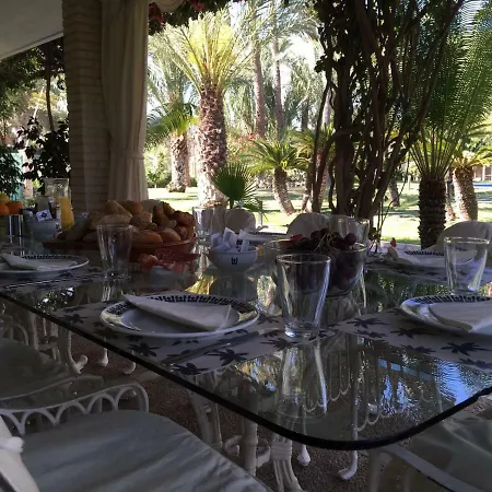Casa Jardin * אלביר