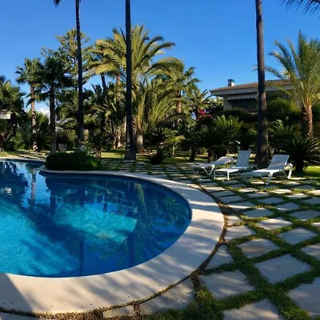 בית נופש Casa Jardin אלביר