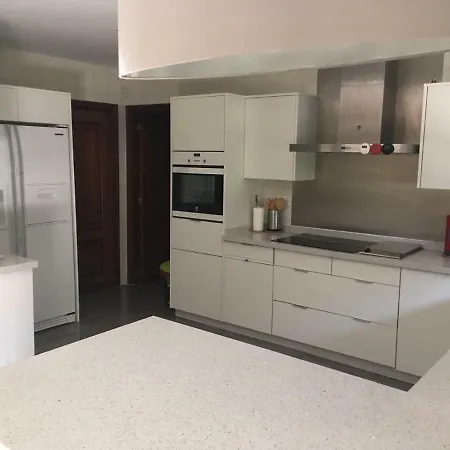 Casa Jardin 度假居 阿尔比尔